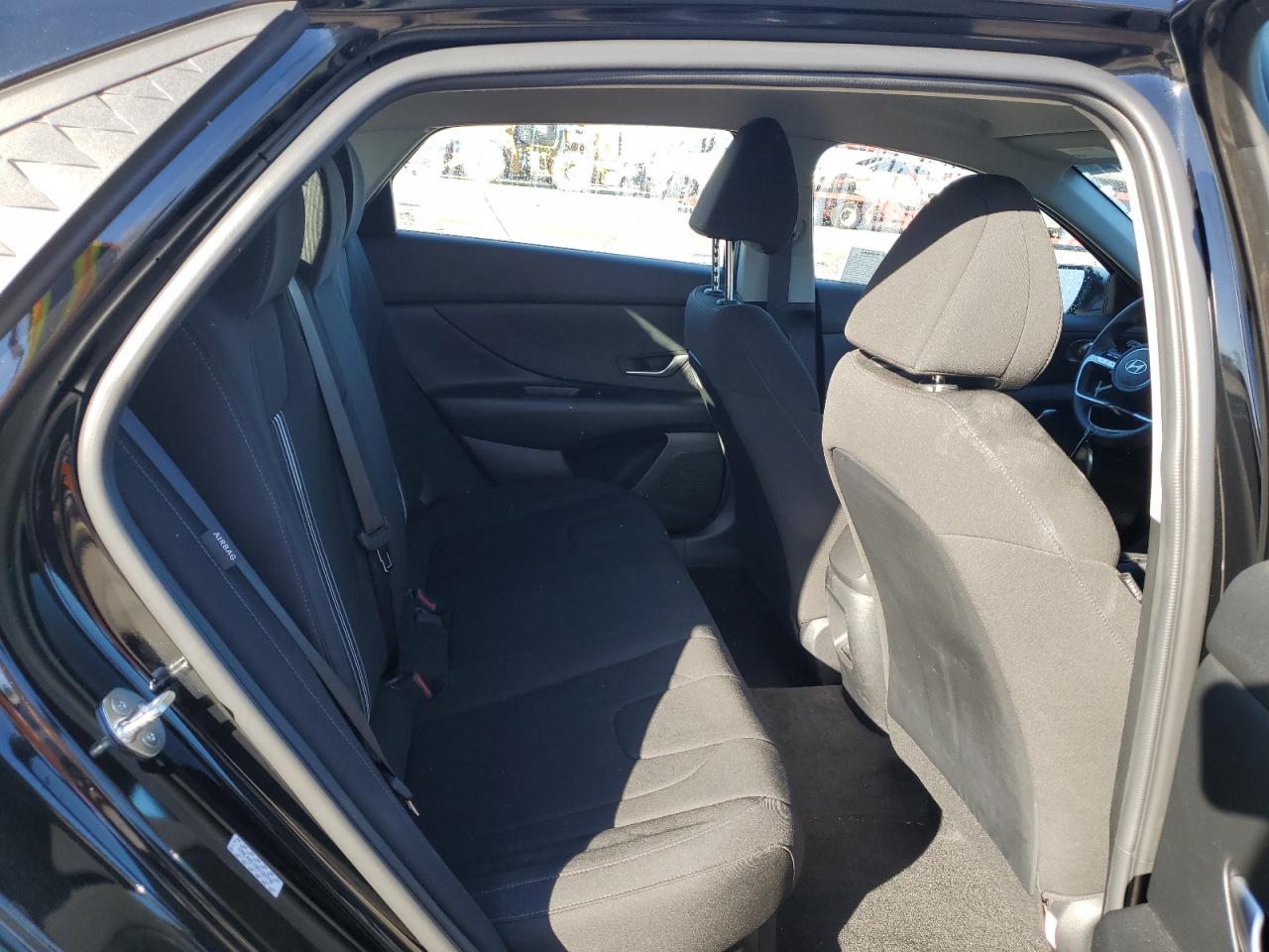 2024 Hyundai Elantra - Image 10