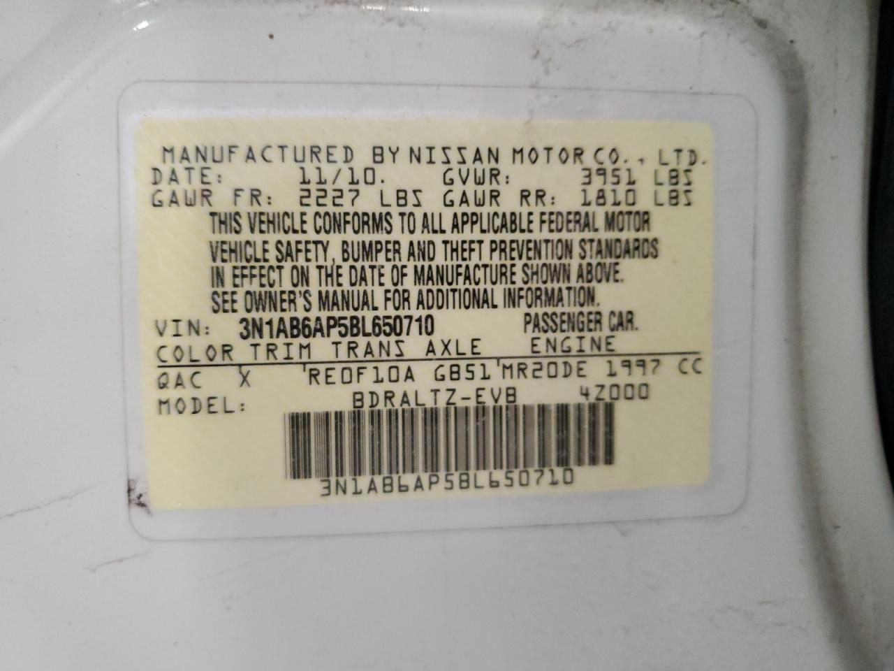 2011 Nissan Sentra - Image 12