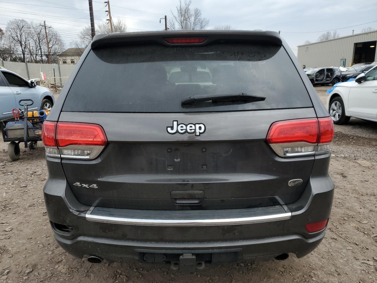 2017 Jeep Grand Cherokee - Image 6