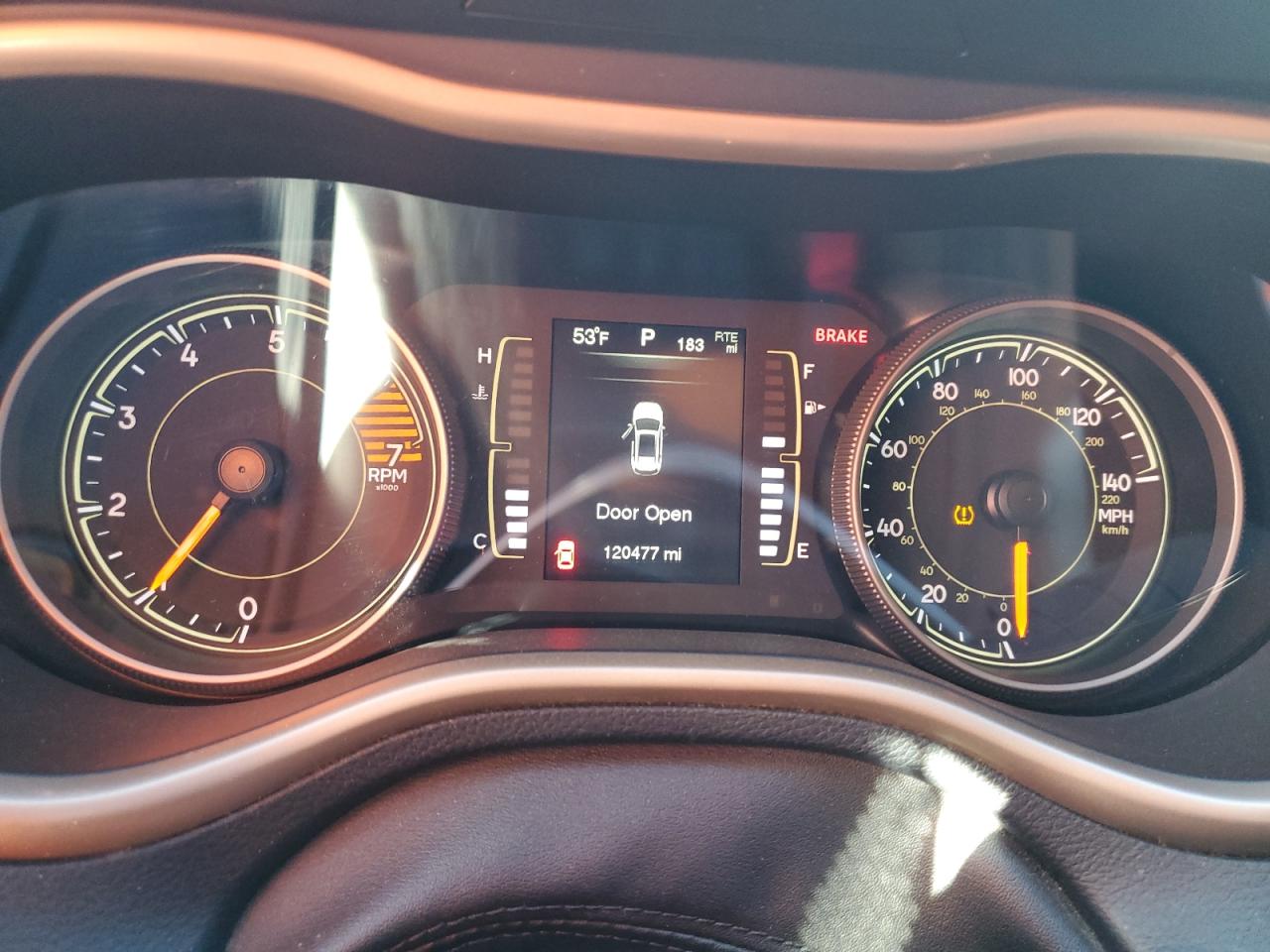 2016 Jeep Grand Cherokee - Image 9