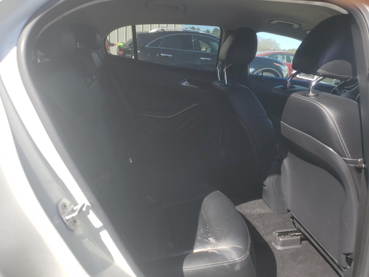 2015 Mercedes-Benz GLA-klasse - Image 11