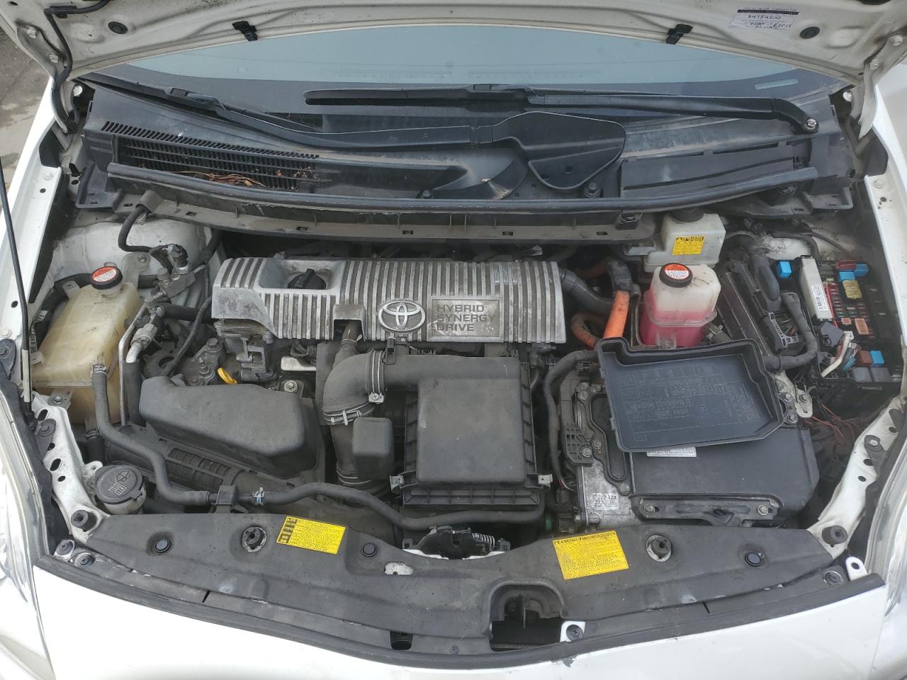2015 Toyota Prius - Image 11