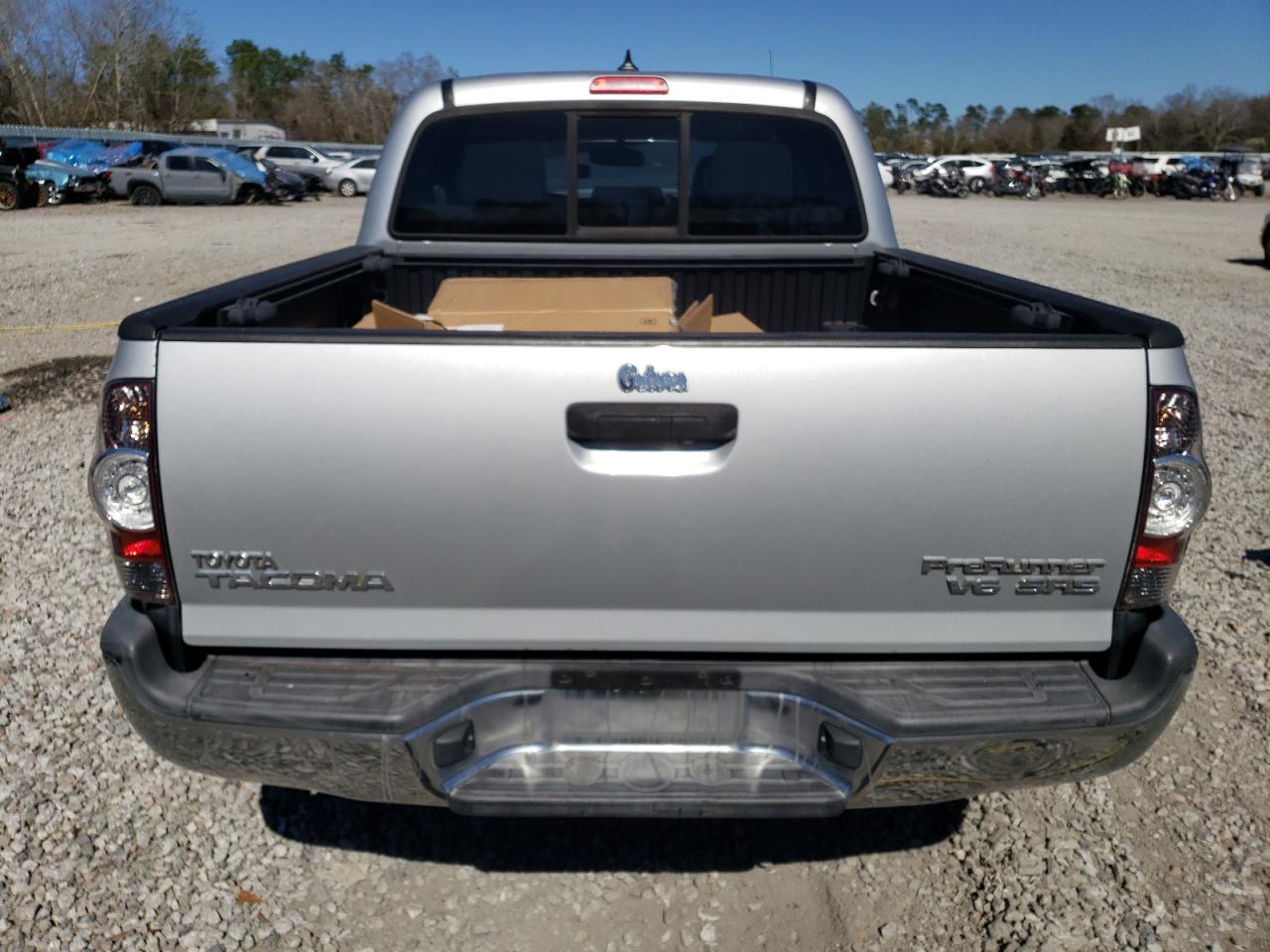 2012 Toyota Tacoma - Image 6