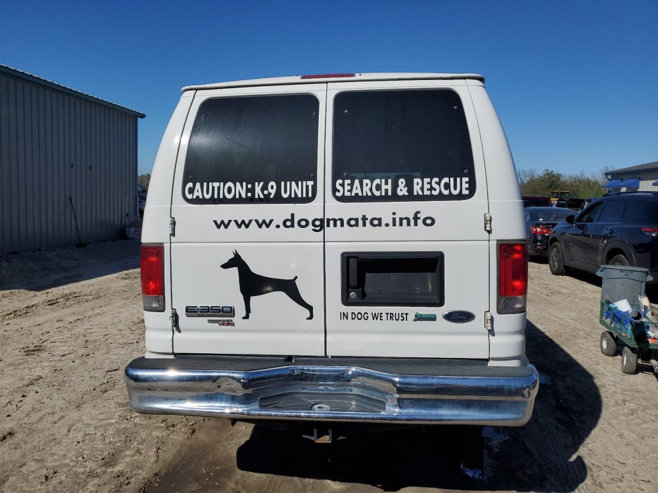 2014 Ford Econoline - Image 6