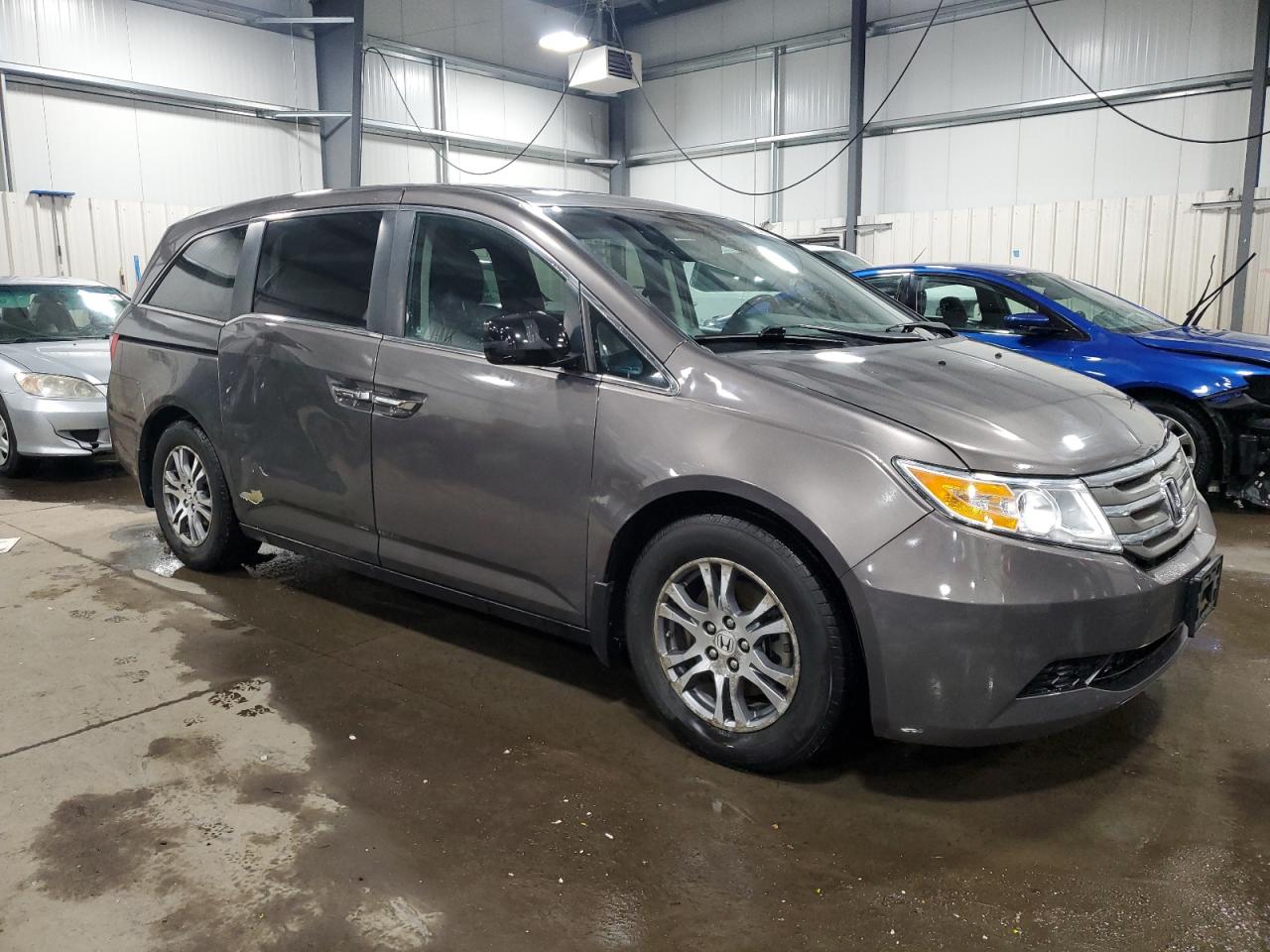2011 Honda Odyssey - Image 4