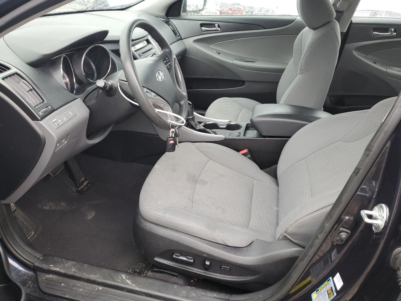 2014 Hyundai Sonata - Image 7