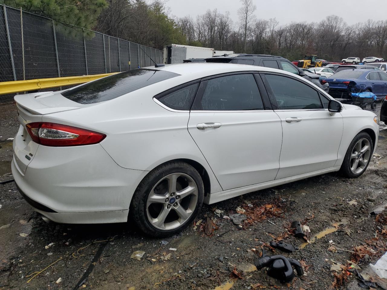 2015 Ford Fusion - Image 3