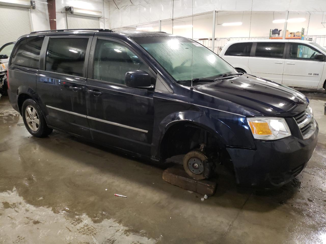 2010 Dodge Caravan - Image 4