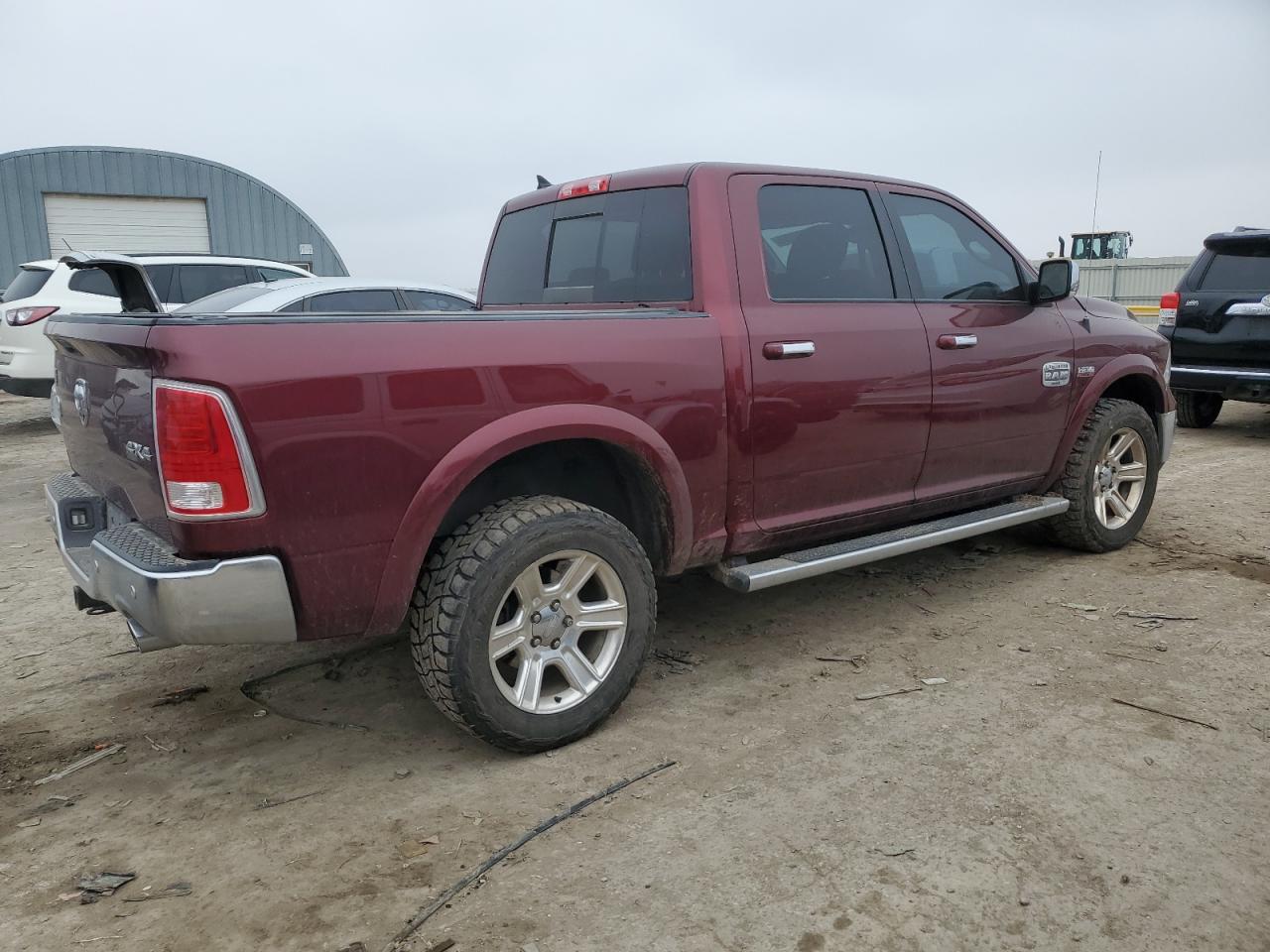 2016 RAM 1500 - Image 3