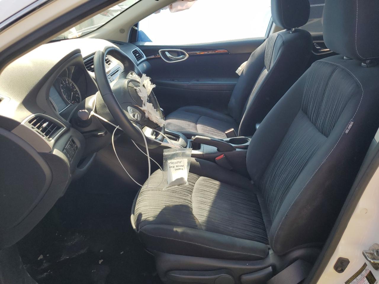 2016 Nissan Sentra - Image 7