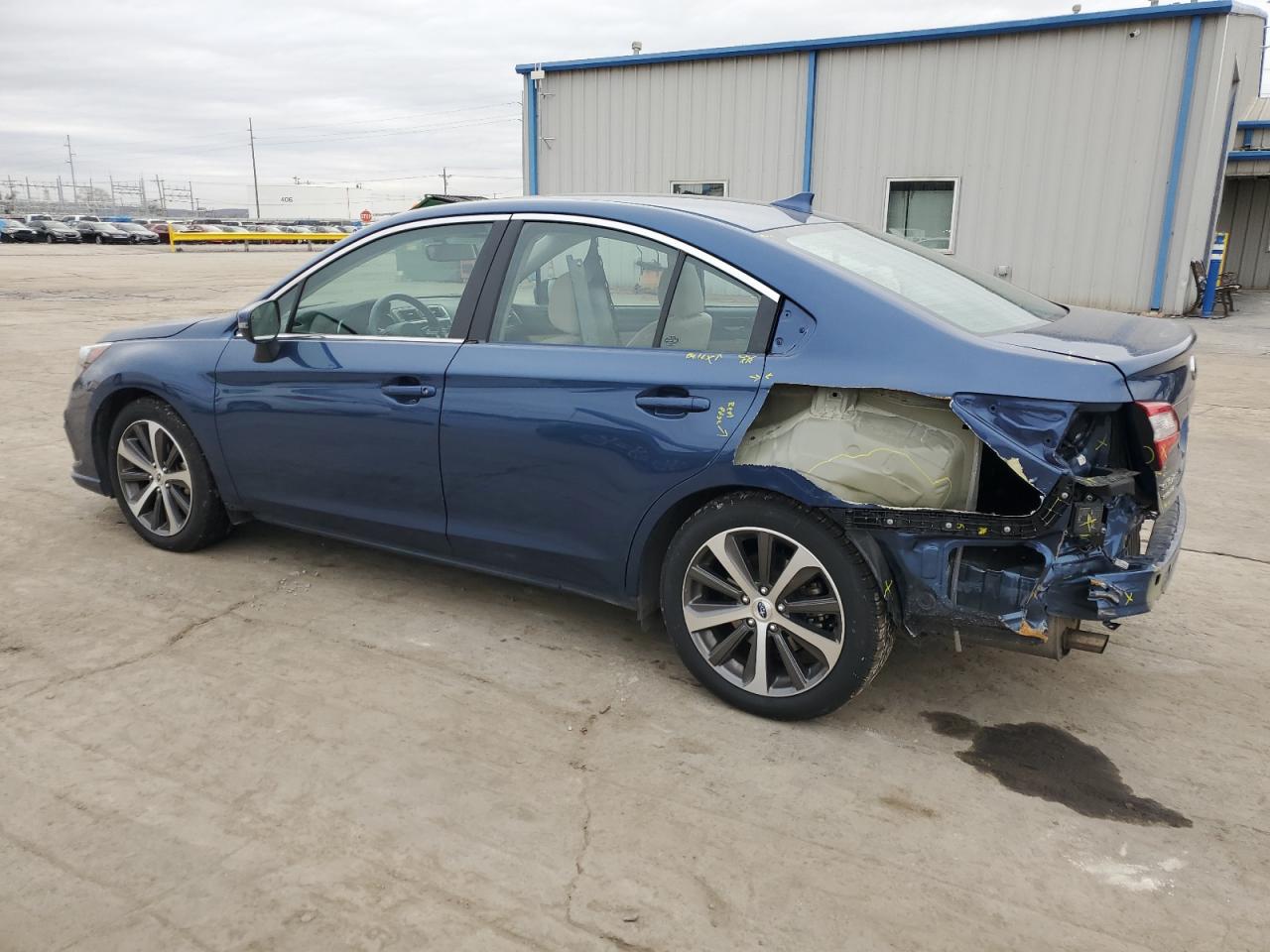 2019 Subaru Legacy - Image 2