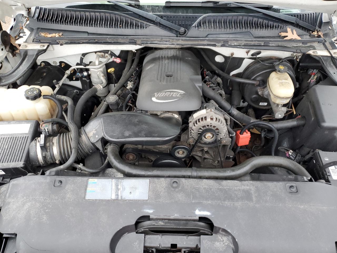 2006 Chevrolet Silverado - Image 11