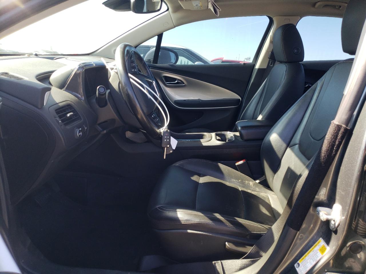 2013 Chevrolet Volt - Image 7