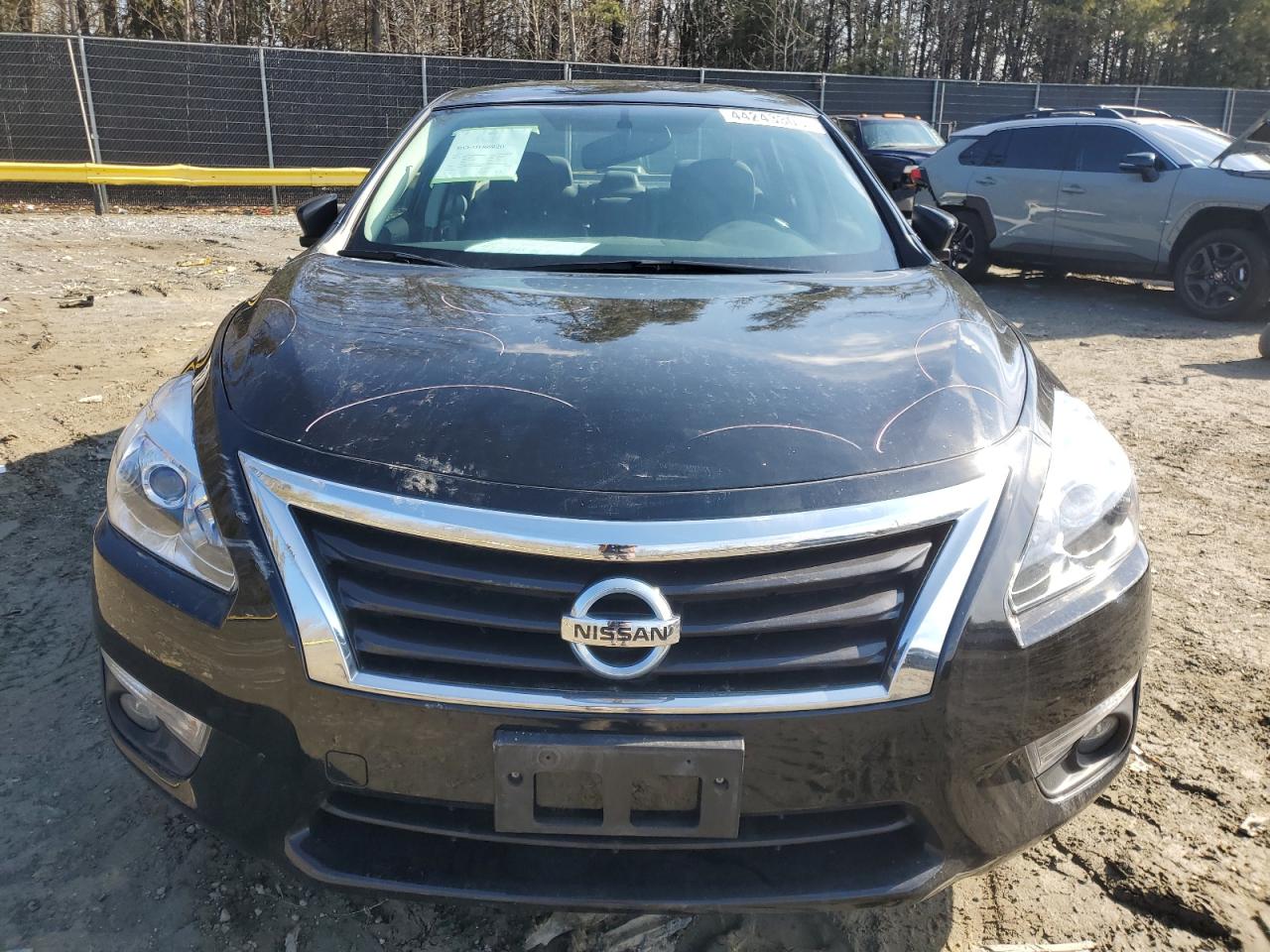 2015 Nissan Altima - Image 5