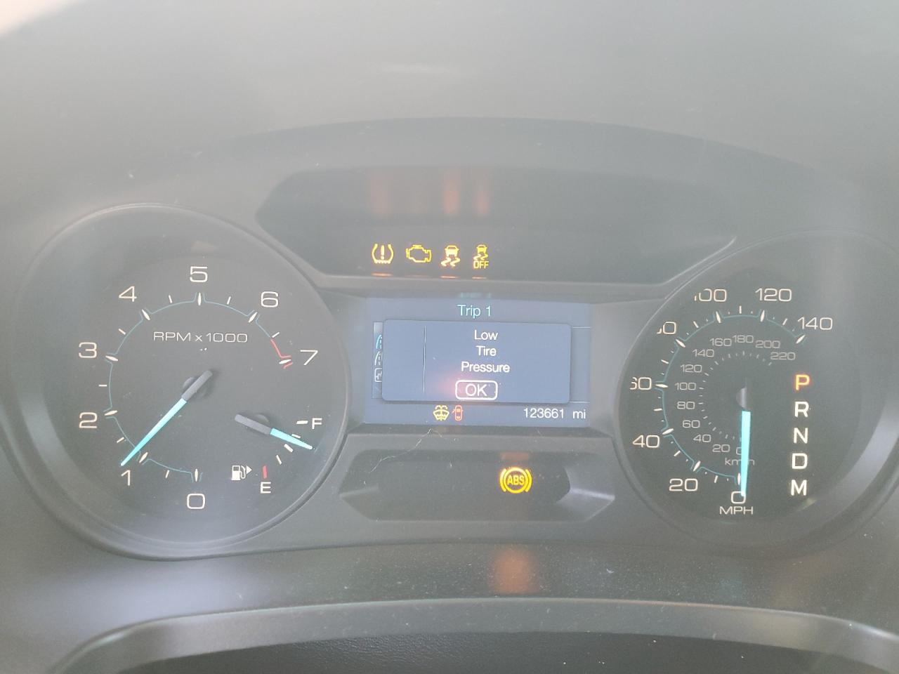 2015 Ford Explorer - Image 9