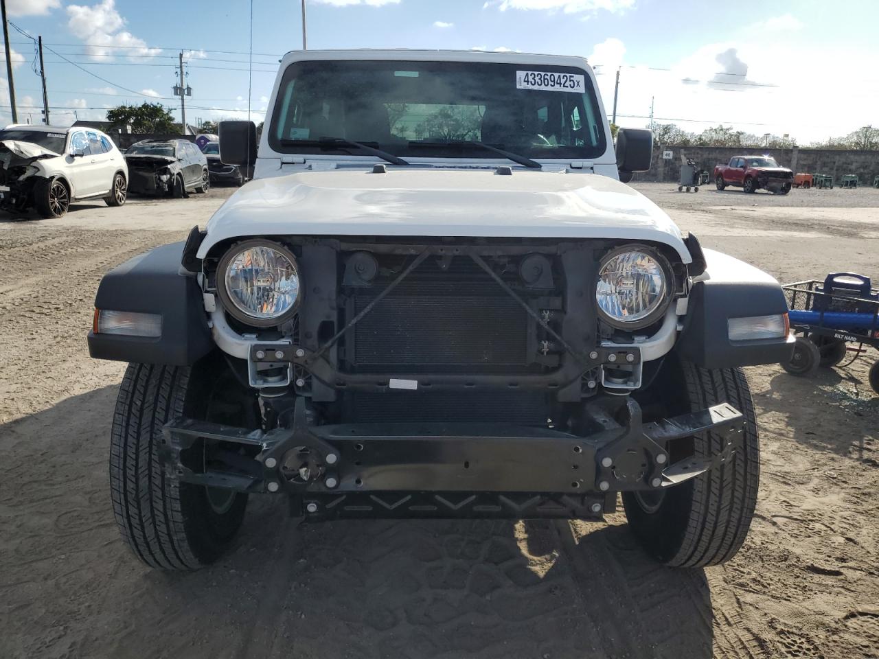 2019 Jeep Wrangler - Image 5
