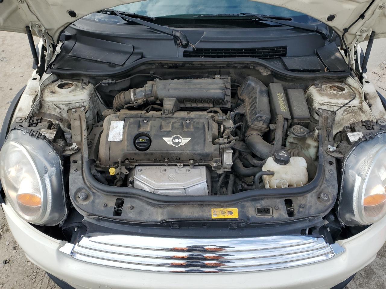 2011 MINI Cooper - Image 11