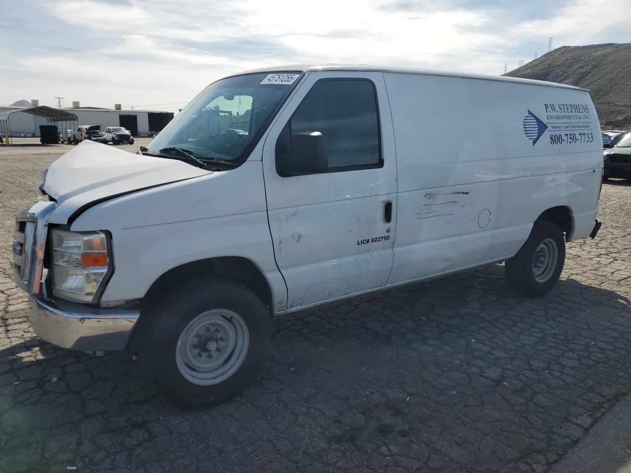 Colton, CA에서 판매 중인 2013 Ford Econoline E250 Van - Front End