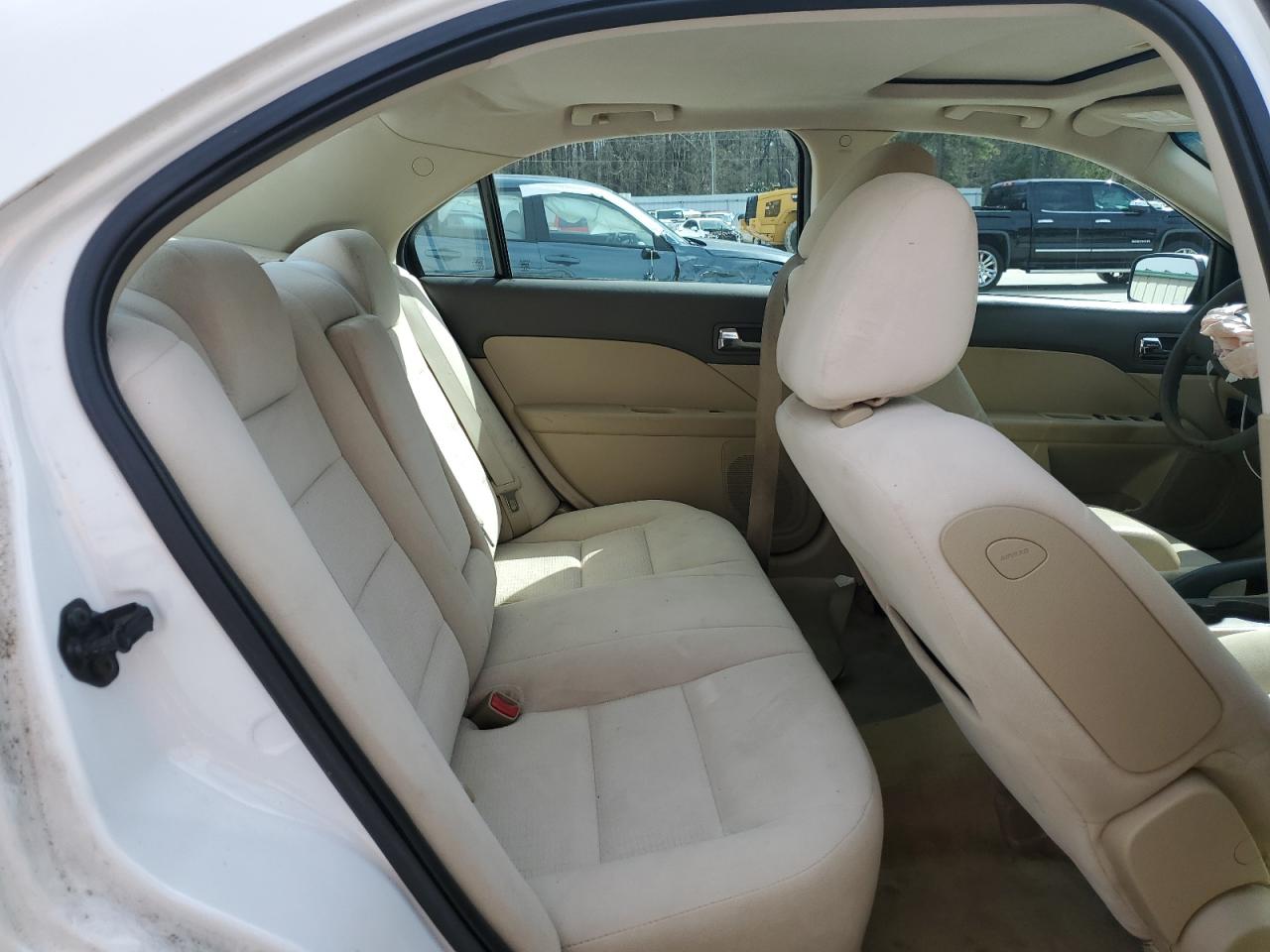 2009 Ford Fusion - Image 11
