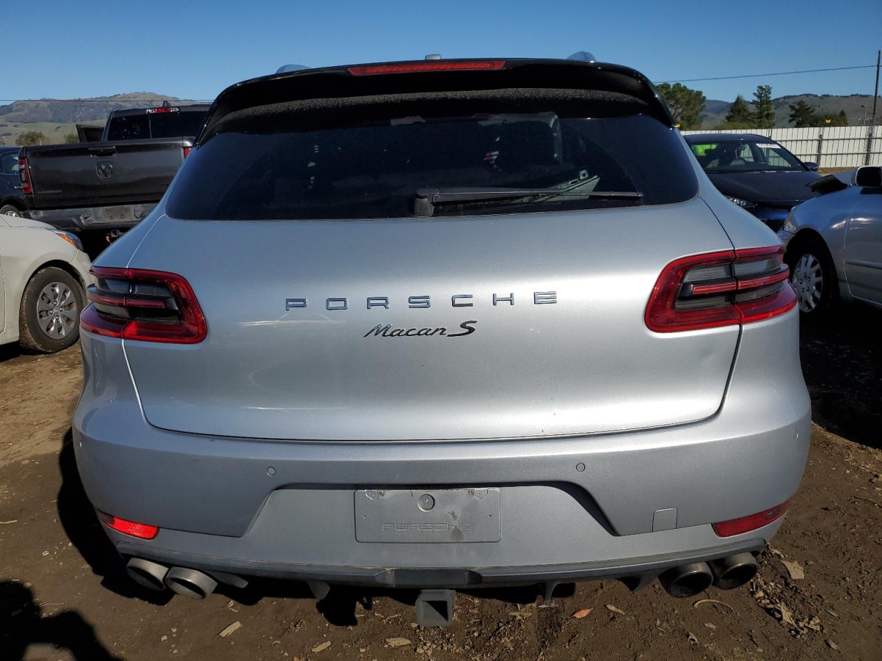 2017 Porsche Macan - Image 6