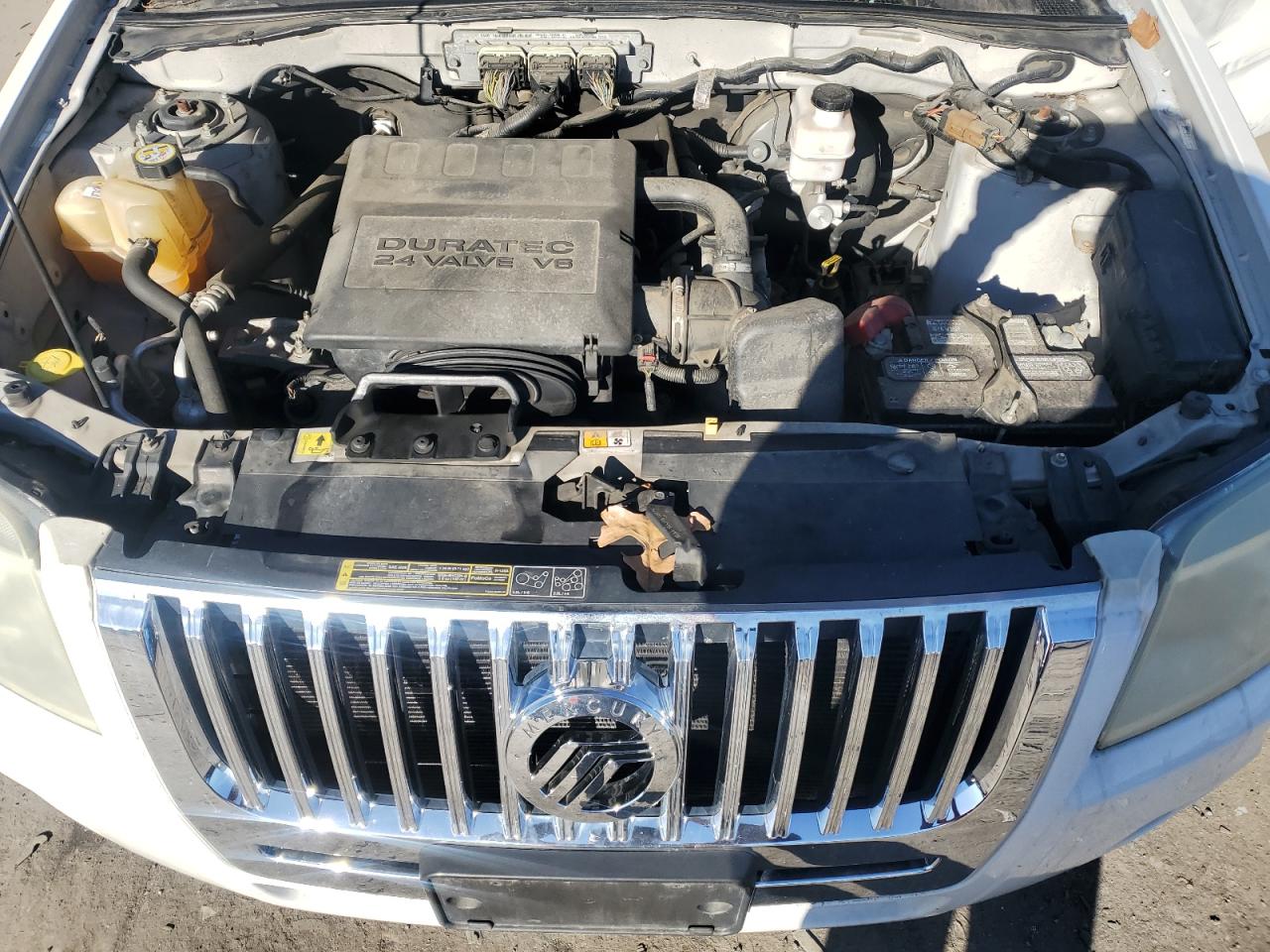 2009 Mercury Mariner - Image 11