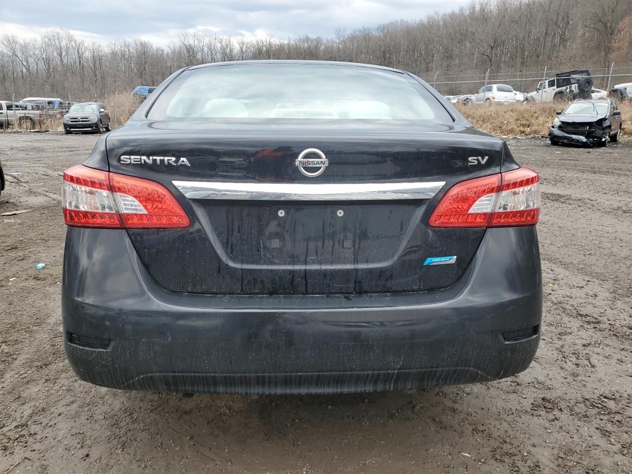 2013 Nissan Sentra - Image 6