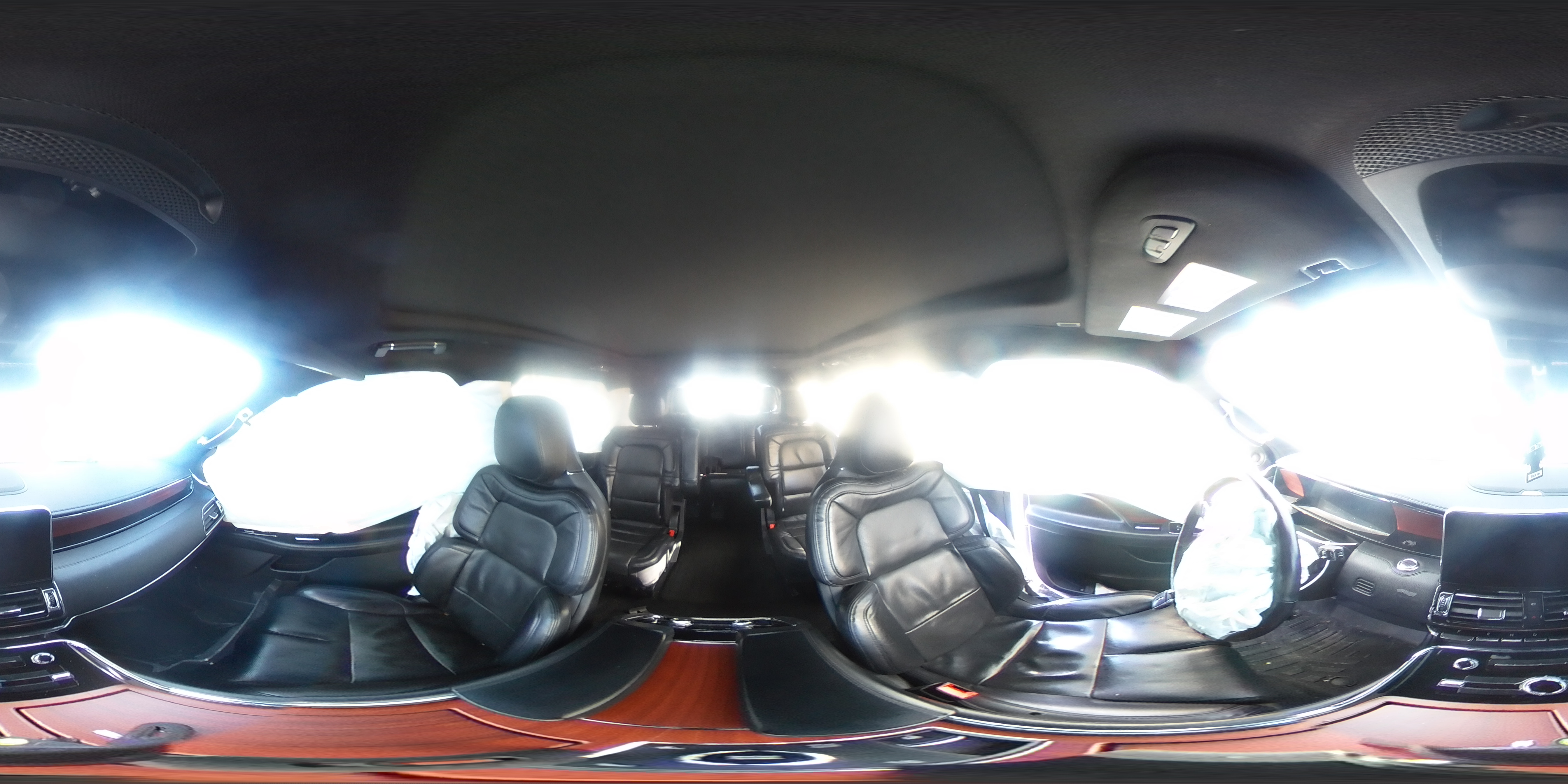 2021 Lincoln Navigator - Image 14