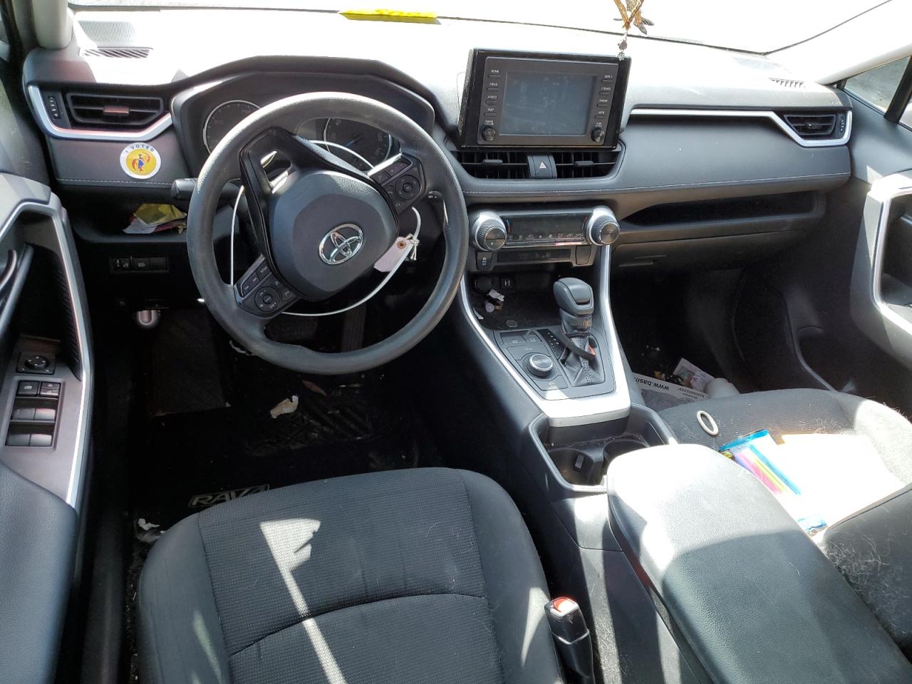 2019 Toyota RAV 4 - Image 8