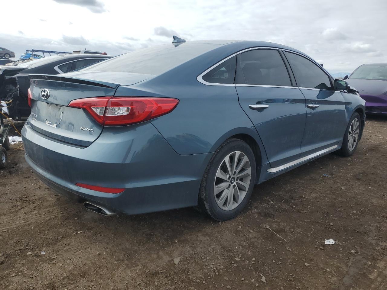 2015 Hyundai Sonata - Image 3