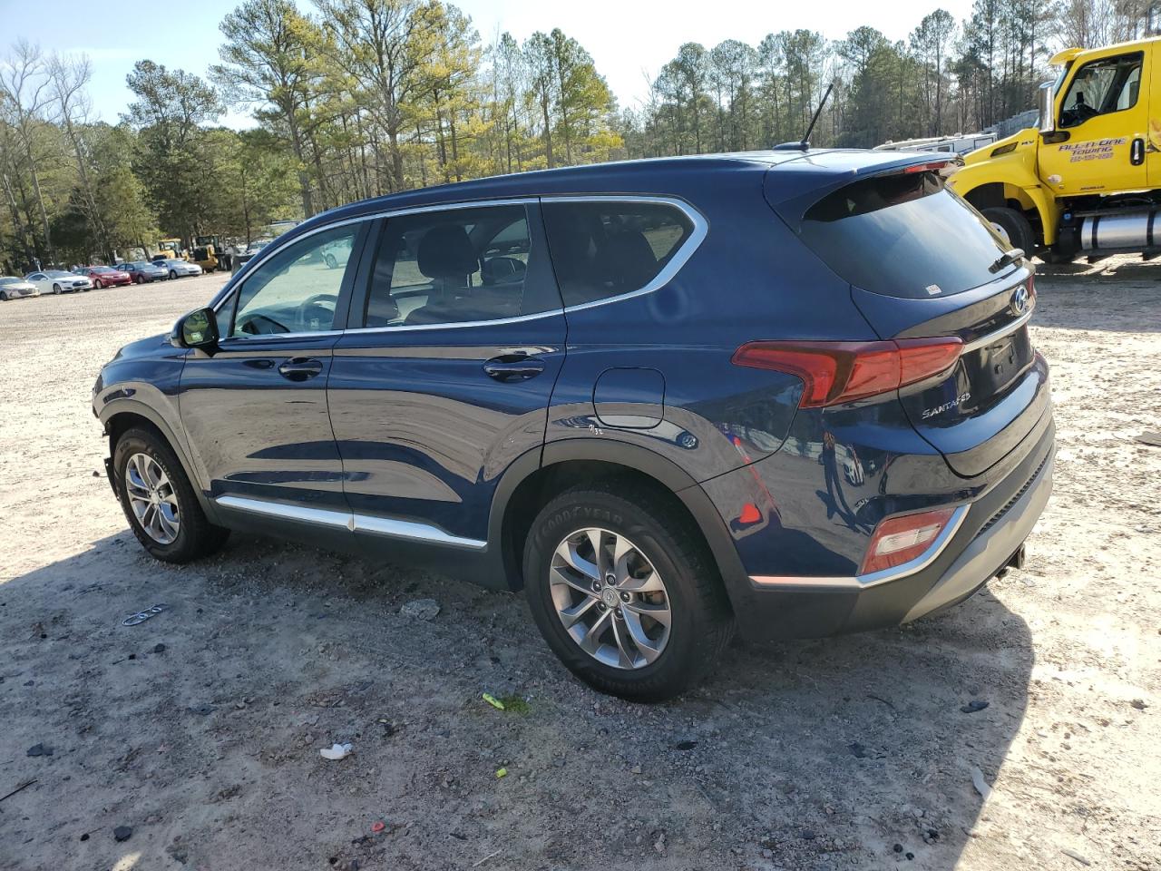 2019 Hyundai Santa Fe - Image 2