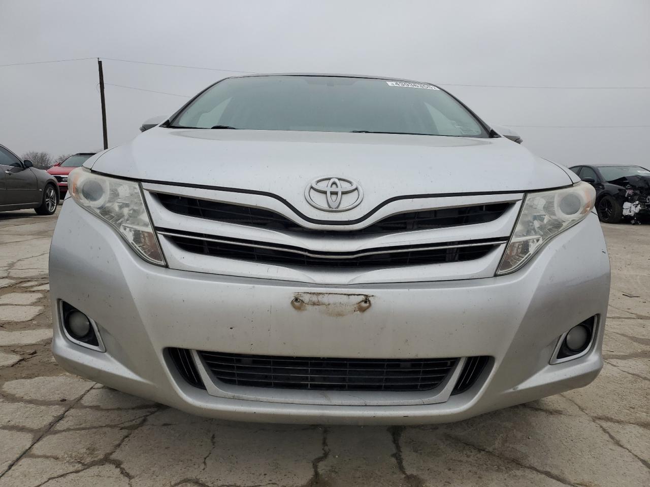 2014 Toyota Venza - Image 5
