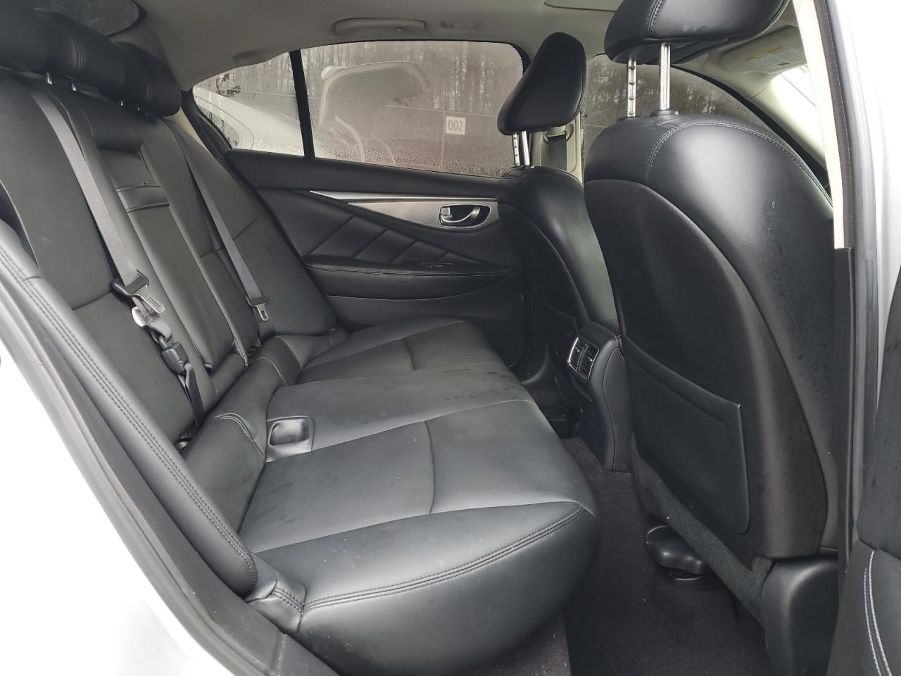 2016 Infiniti Q50 - Image 12
