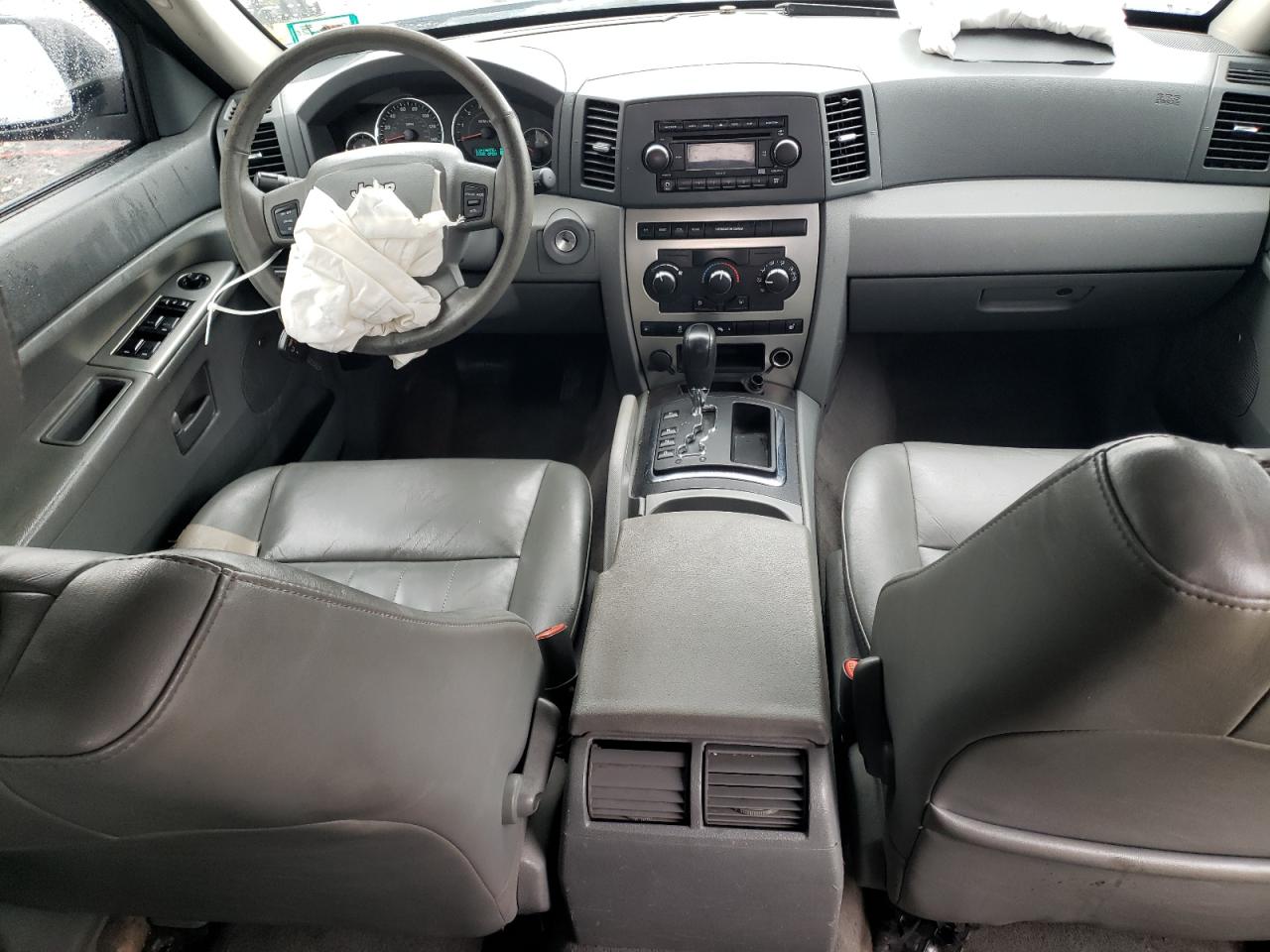 2007 Jeep Grand Cherokee - Image 8