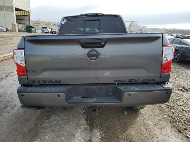  NISSAN TITAN 2018 Серый