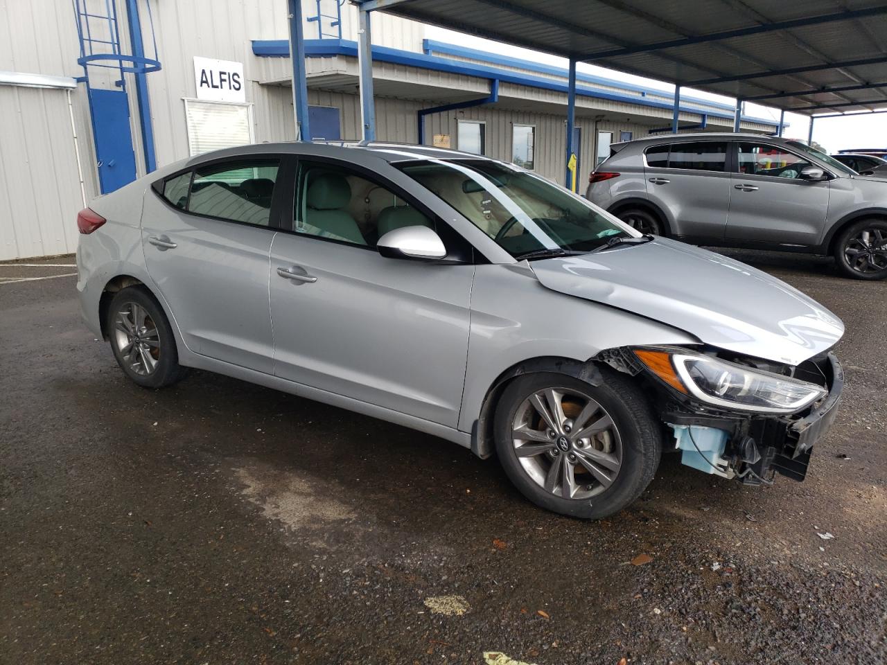 2018 Hyundai Elantra - Image 4