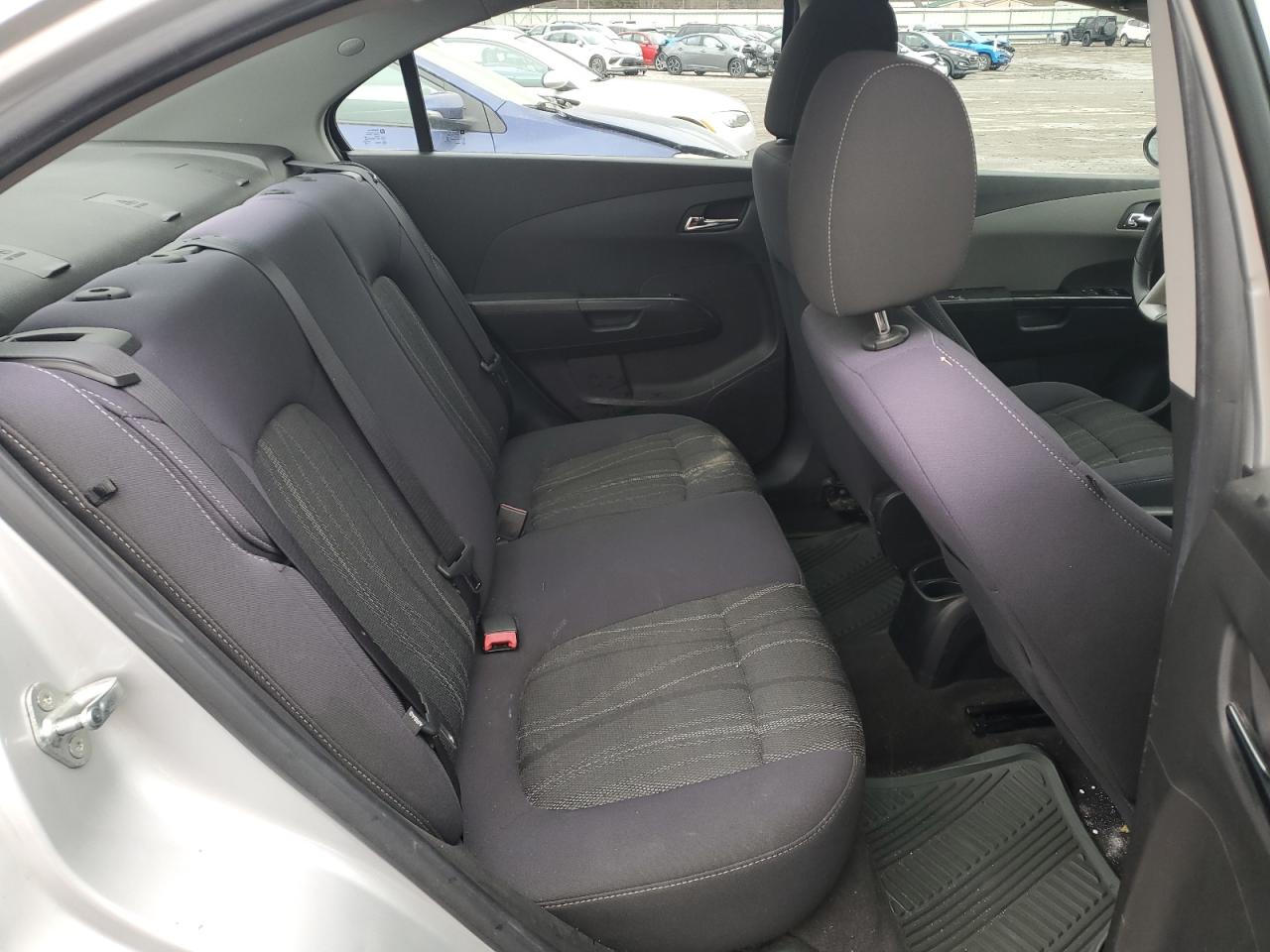 2012 Chevrolet Sonic - Image 10