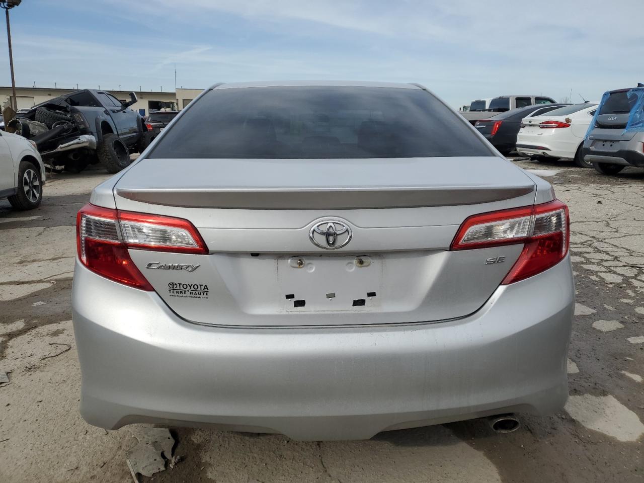 2014 Toyota Camry - Image 6