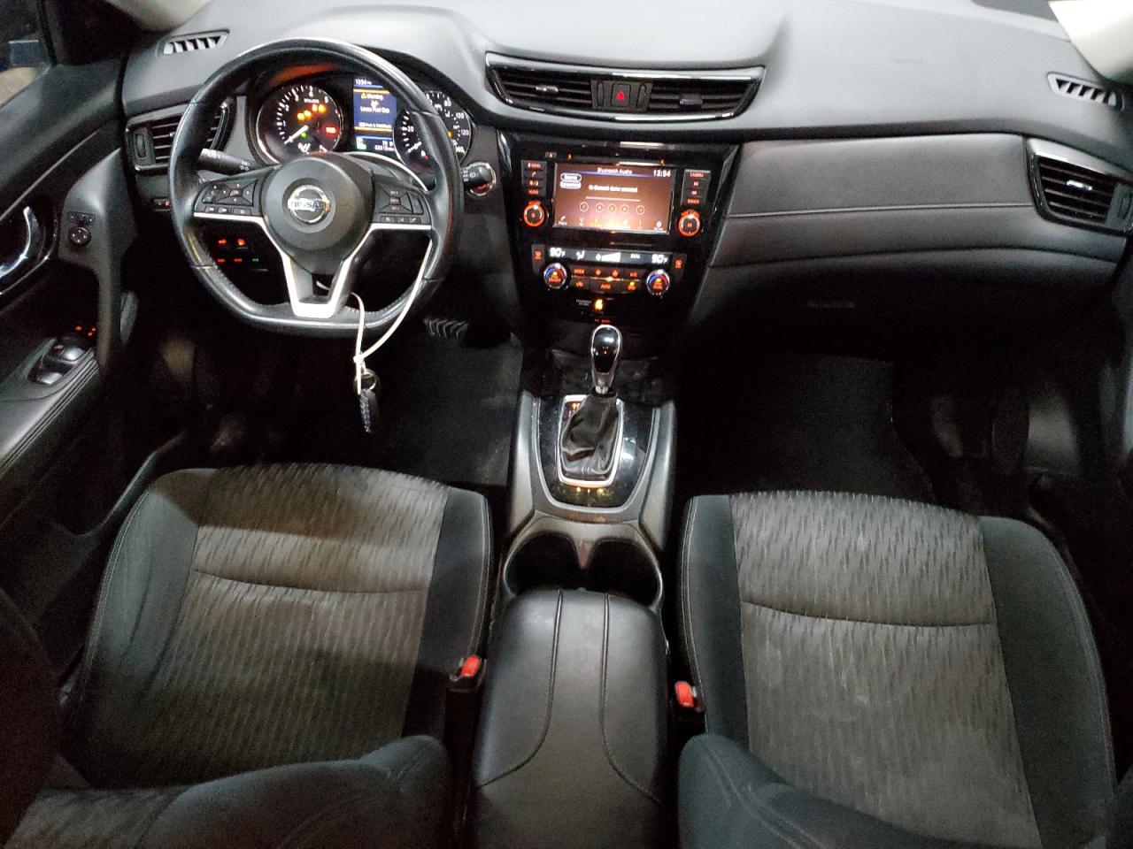 2018 Nissan Rogue - Image 8