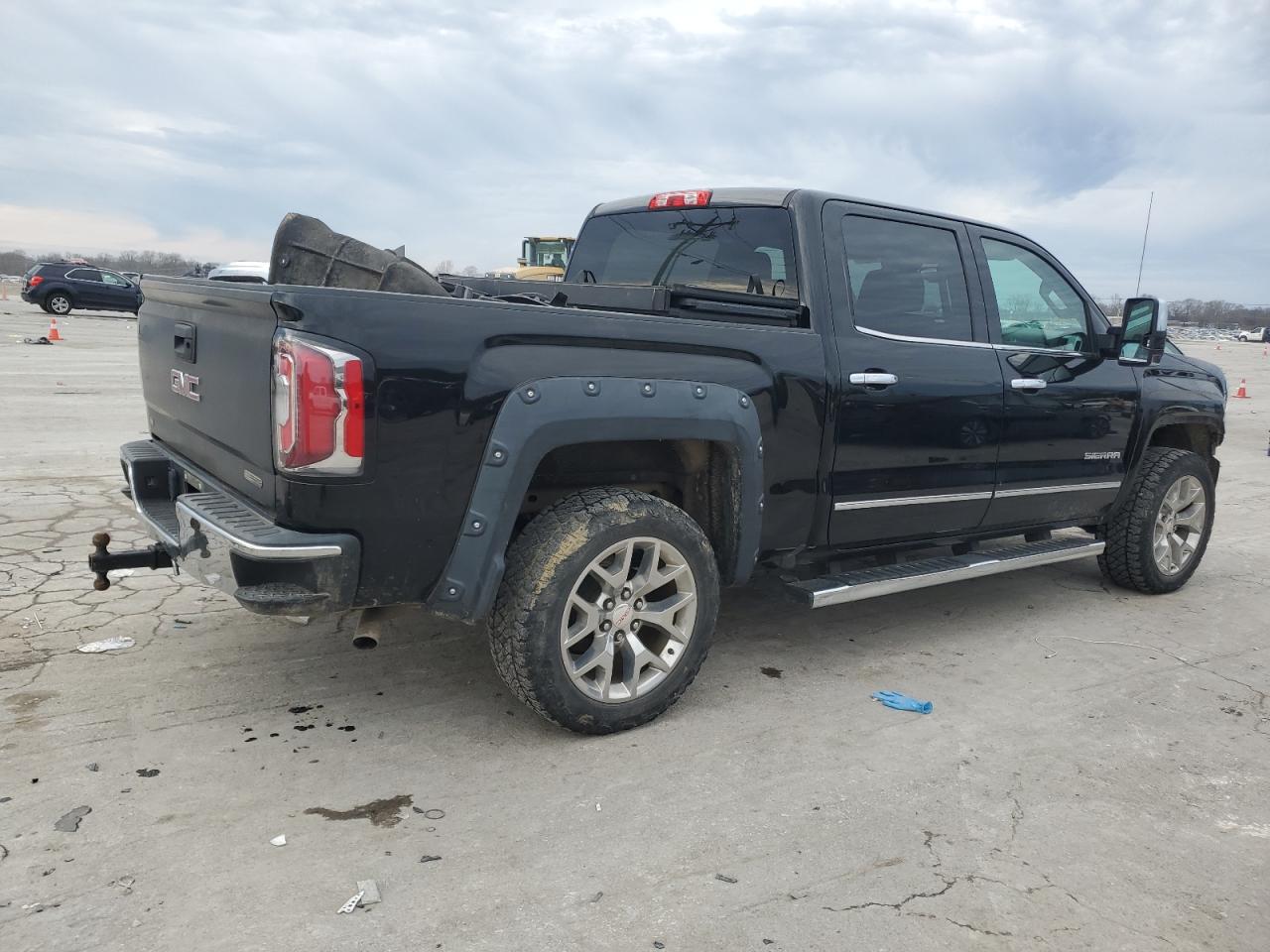 2018 GMC Sierra - Image 3