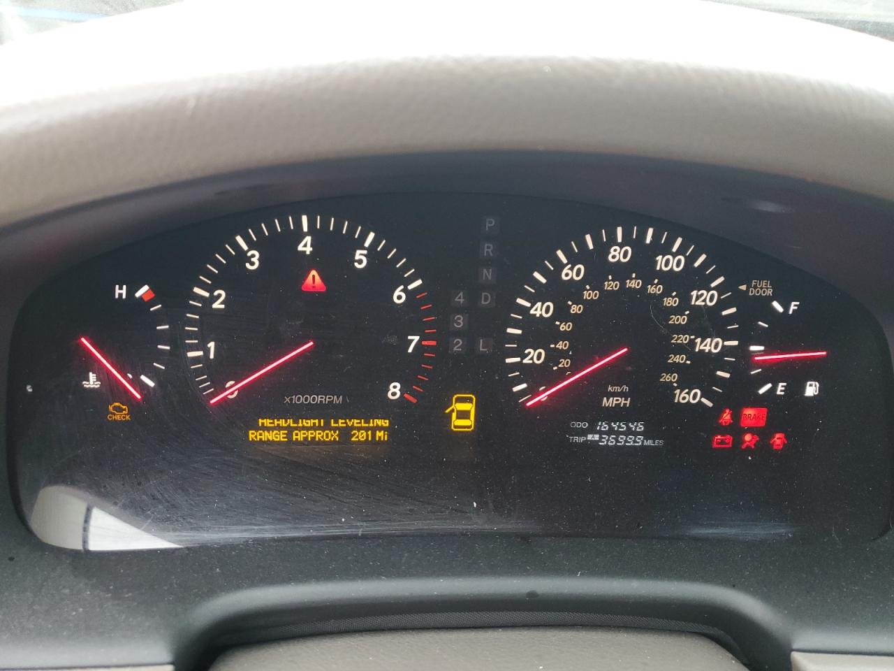 2002 Lexus LS - Image 9