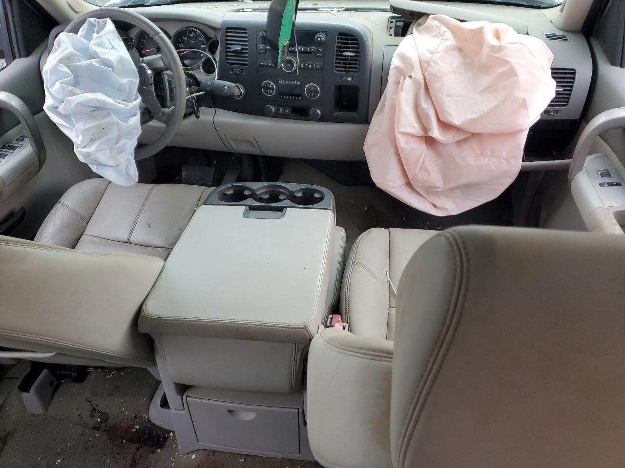 2008 GMC Sierra - Image 8