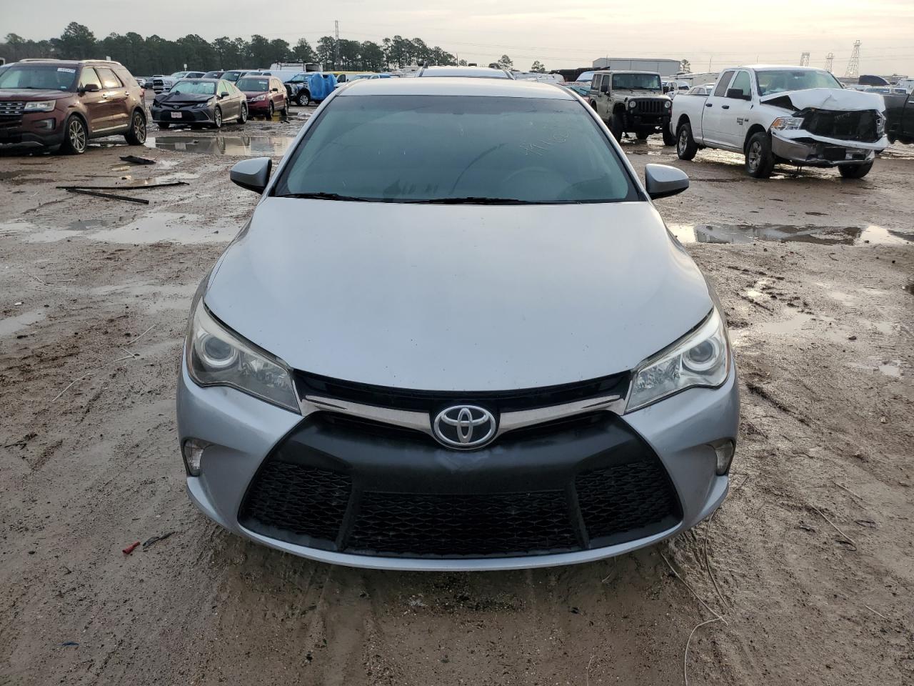 2015 Toyota Camry - Image 5