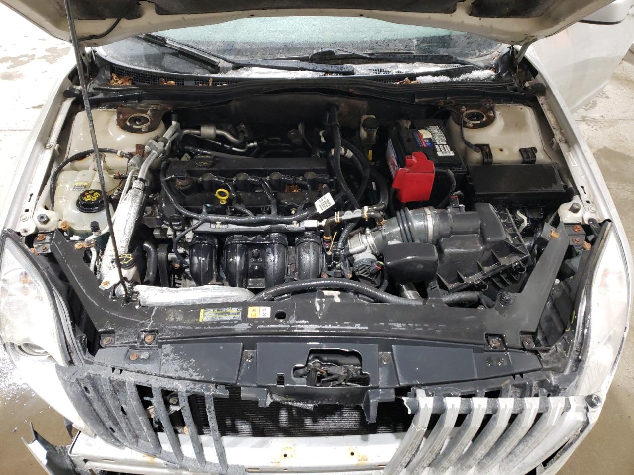 2010 Mercury Milan - Image 11
