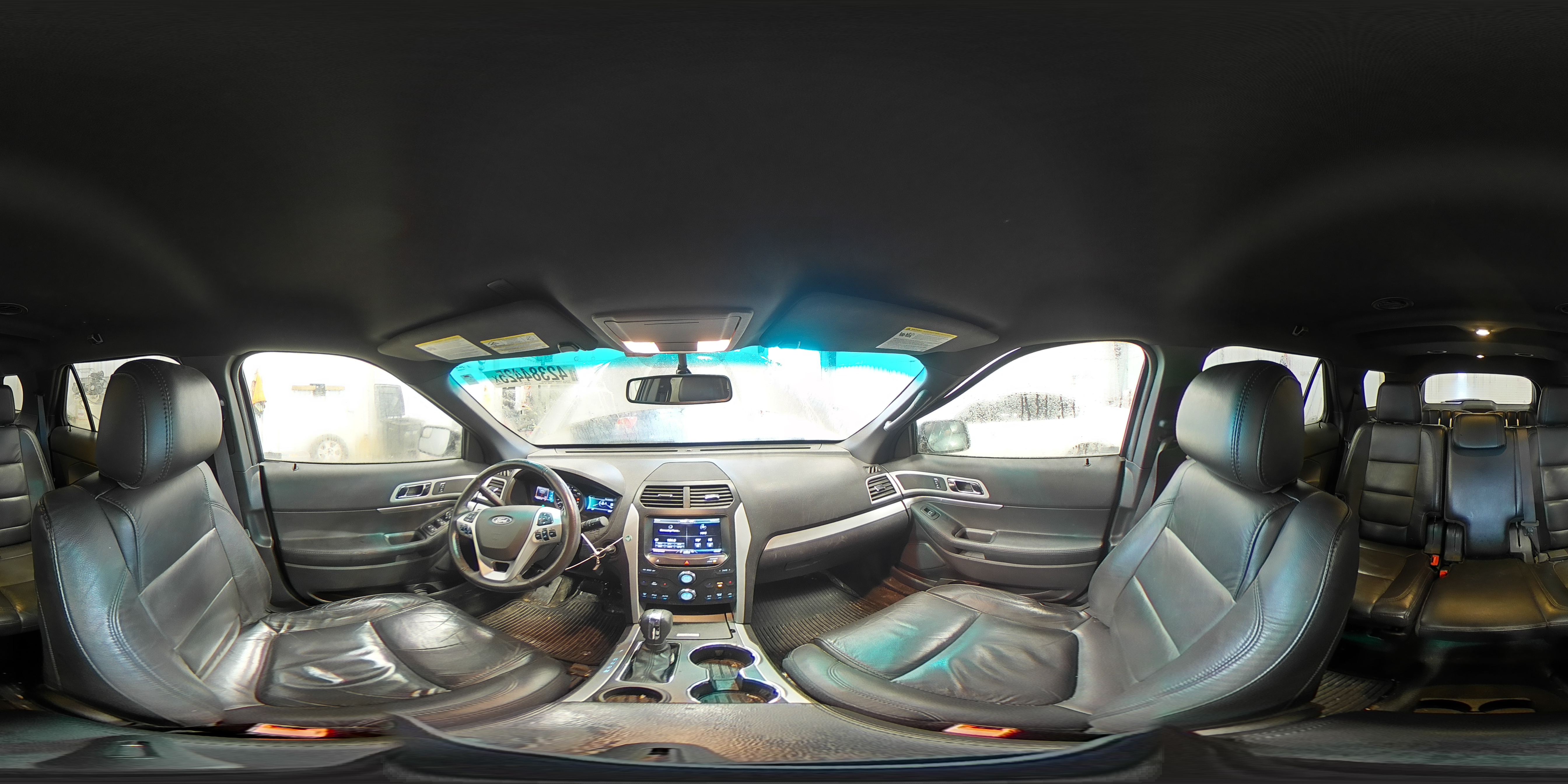 2014 Ford Explorer - Image 17
