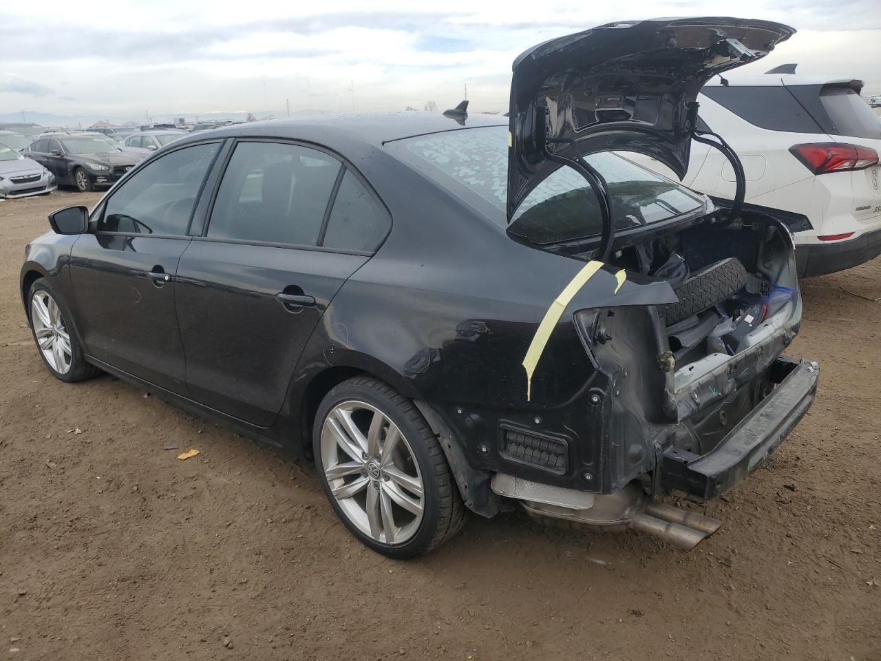 2016 Volkswagen Jetta - Image 2
