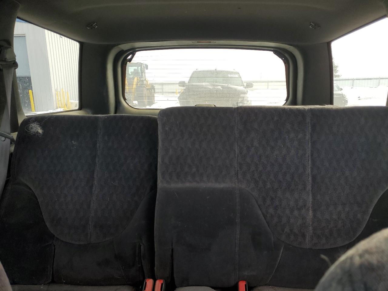 2001 GMC Jimmy - Image 10