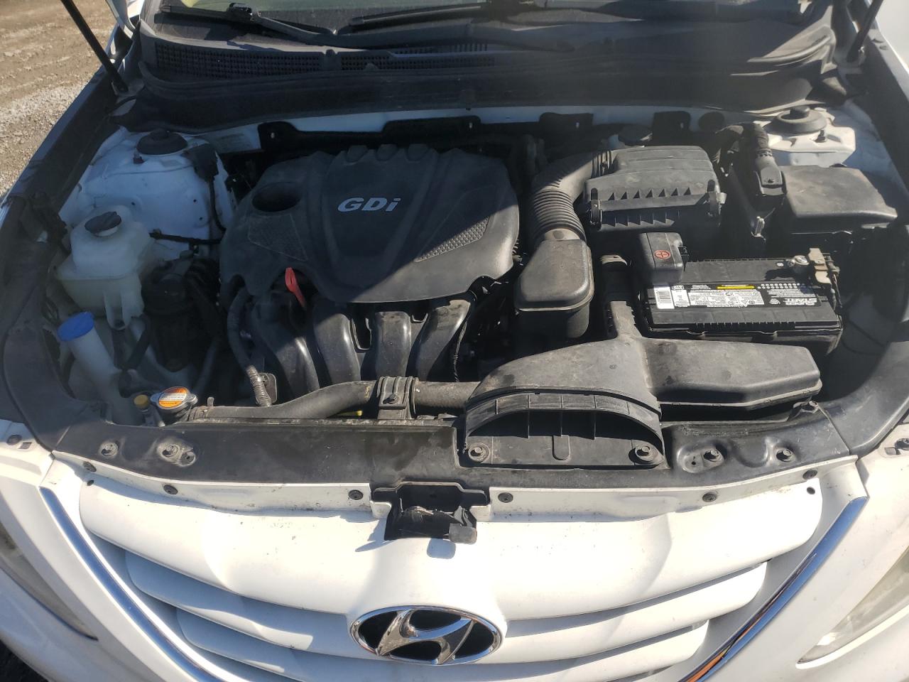2012 Hyundai Sonata - Image 11