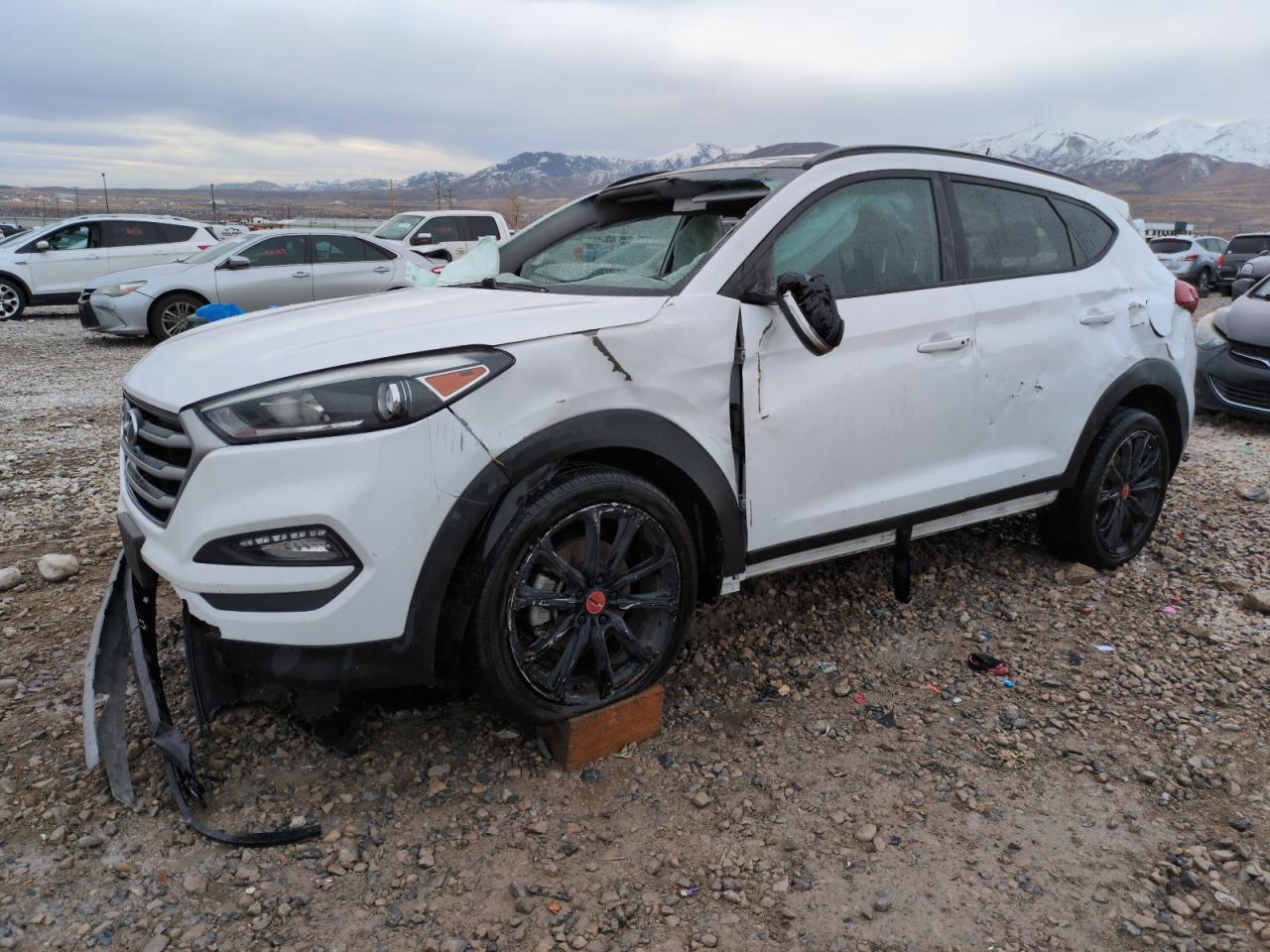 2017 Hyundai Tucson Limited na sprzedaż w Magna, UT - Rollover