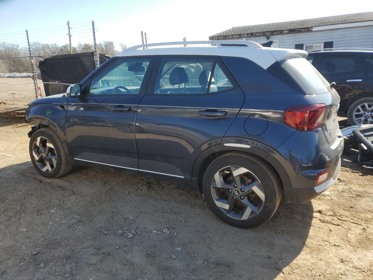 2021 Hyundai Venue - Image 2
