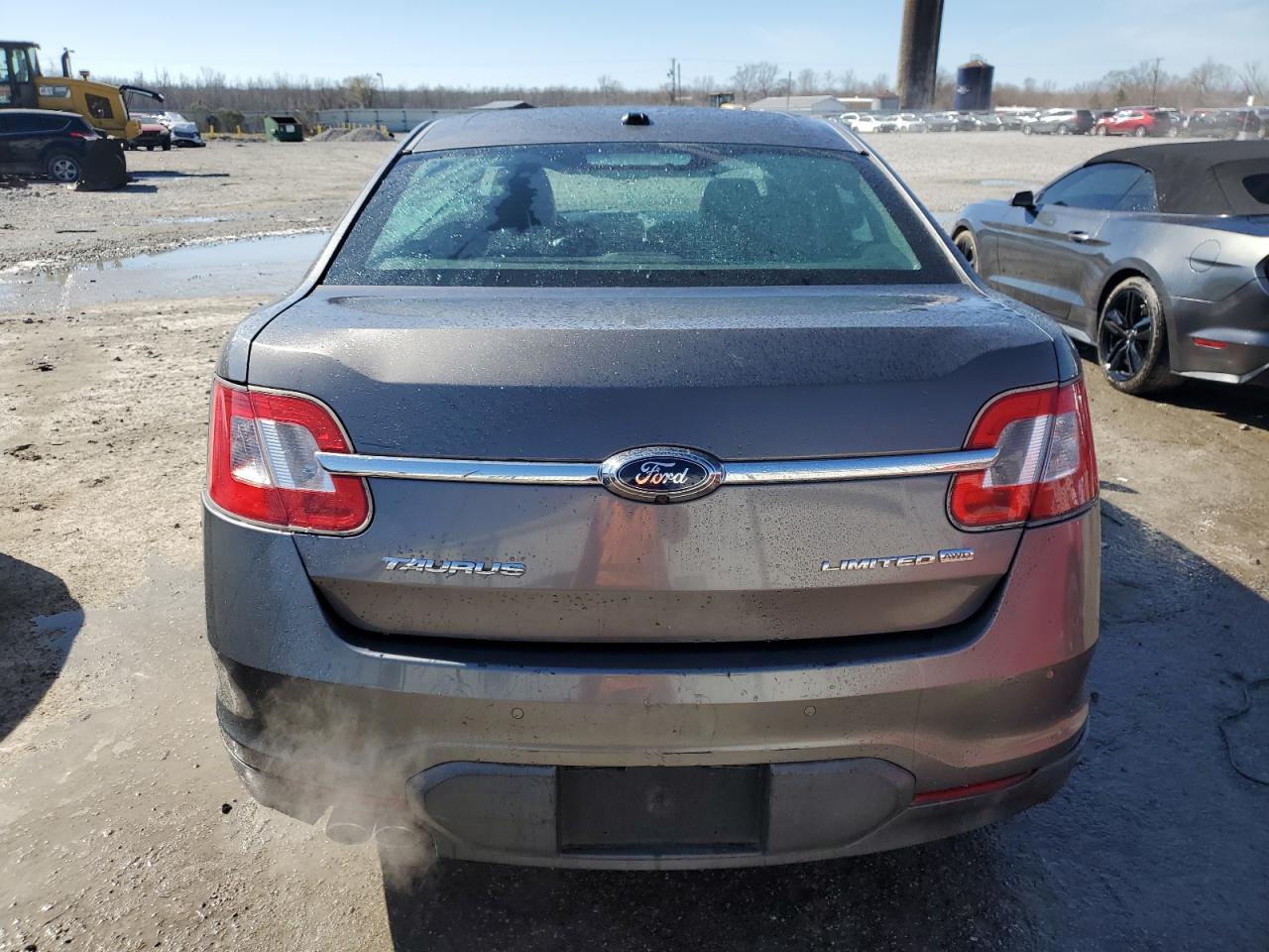 2011 Ford Taurus - Image 6